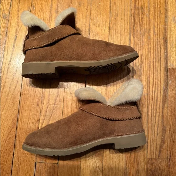UGG Romley Buckle Chestnut Suede Boot Size 9 - Picture 5 of 5